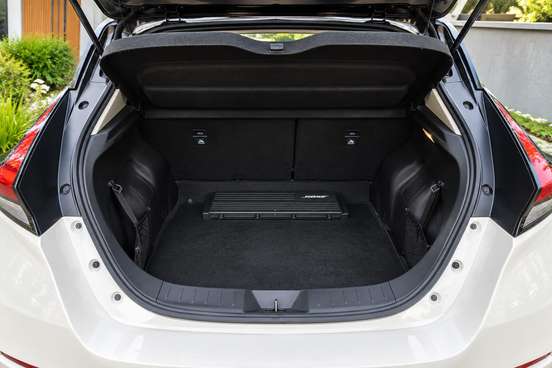 NISSAN-LEAF-2022