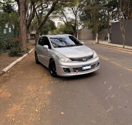 NISSAN TIIDA 1.8 SL 16V FLEX 4P AUTOMÁTICO