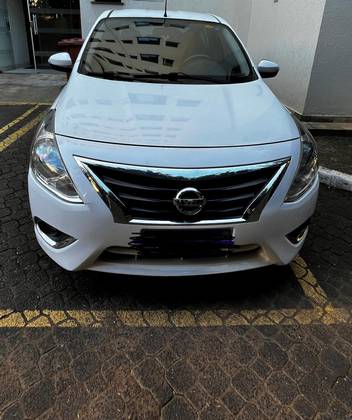 NISSAN VERSA 1.6 16V FLEXSTART UNIQUE 4P XTRONIC