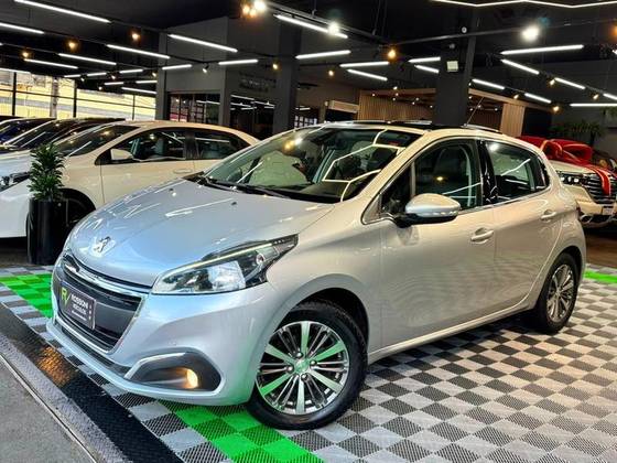 PEUGEOT 208 1.6 GRIFFE 16V FLEX 4P AUTOMÁTICO