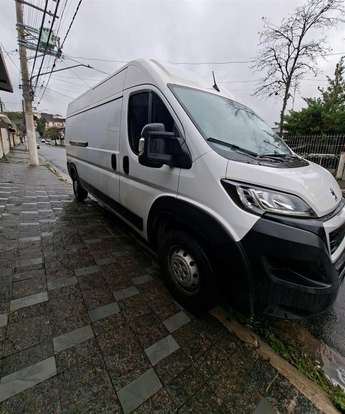 PEUGEOT-BOXER-2023