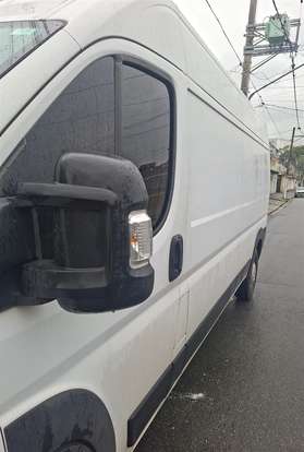 PEUGEOT-BOXER-2023