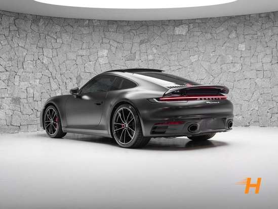 PORSCHE-911-2023