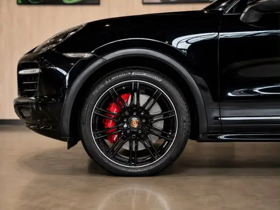 PORSCHE-CAYENNE-4.8 GTS 4X4 V8 32V GASOLINA 4P TIPTRONIC PORSCHE-CAYENNE-2013