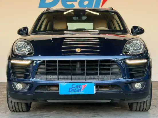 PORSCHE-MACAN-2016