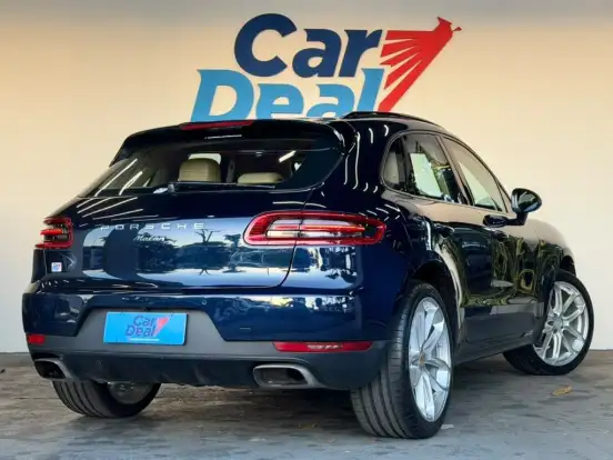PORSCHE-MACAN-2016