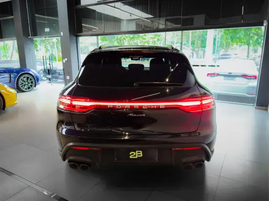 PORSCHE-MACAN-2023