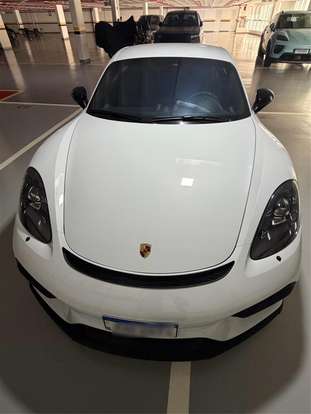 PORSCHE-718-2021