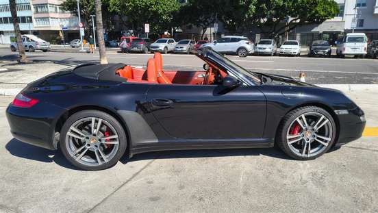PORSCHE-911-2008