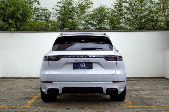 PORSCHE-CAYENNE-2019