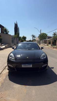 PORSCHE-PANAMERA-2011