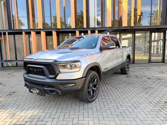 RAM-1500-5.7 V8 GASOLINA REBEL CD 4X4 AUTOMÁTICO RAM-1500-2021