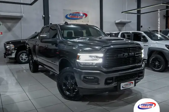 RAM 2500 6.7 I6 TURBO DIESEL LARAMIE NIGHT EDITION CD 4X4 AUTOMÁTICO