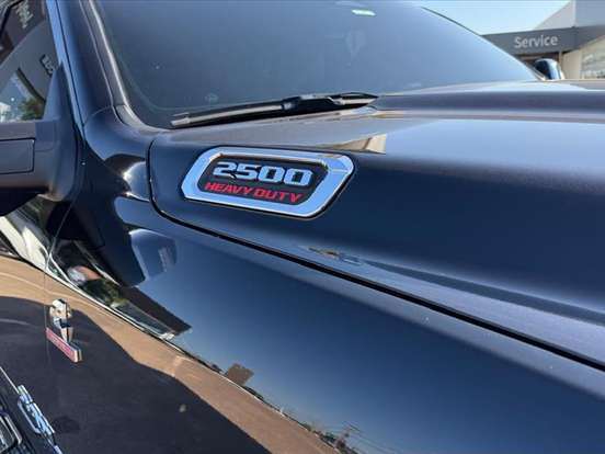 RAM-2500-6.7 I6 TURBO DIESEL LARAMIE CD 4X4 AUTOMÁTICO RAM-2500-2025