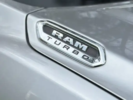 RAM-RAMPAGE-2.0 TURBO DIESEL LARAMIE 4X4 AUTOMÁTICO RAM-RAMPAGE-2024