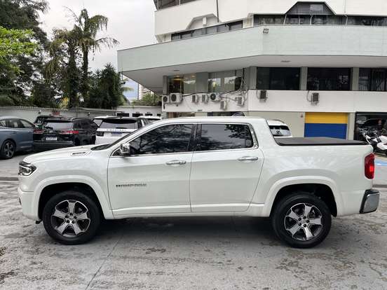 RAM-RAMPAGE-2.0 TURBO DIESEL LARAMIE 4X4 AUTOMÁTICO RAM-RAMPAGE-2023