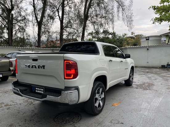 RAM-RAMPAGE-2.0 TURBO DIESEL LARAMIE 4X4 AUTOMÁTICO RAM-RAMPAGE-2023