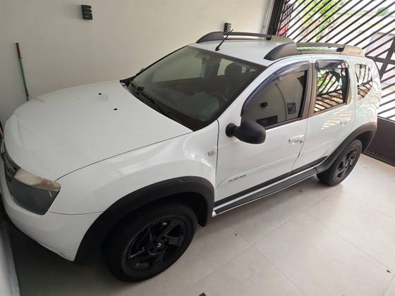 RENAULT DUSTER 2.0 DYNAMIQUE 4X2 16V FLEX 4P AUTOMÁTICO