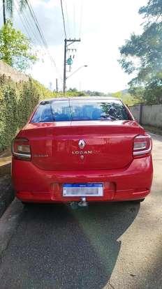 RENAULT-LOGAN-2014