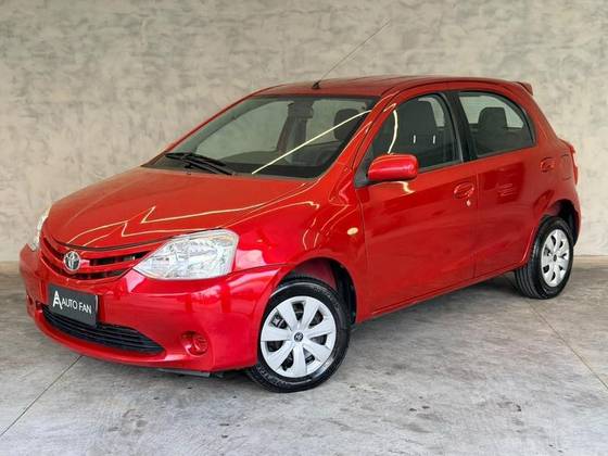 TOYOTA ETIOS 1.3 XS 16V FLEX 4P MANUAL
