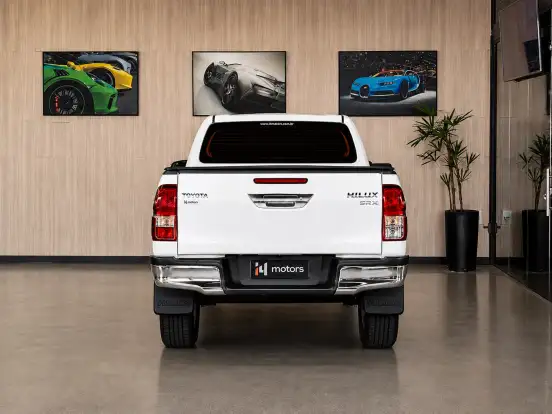 TOYOTA-HILUX-2.8 SRX 4X4 CD 16V DIESEL 4P AUTOMÁTICO TOYOTA-HILUX-2017