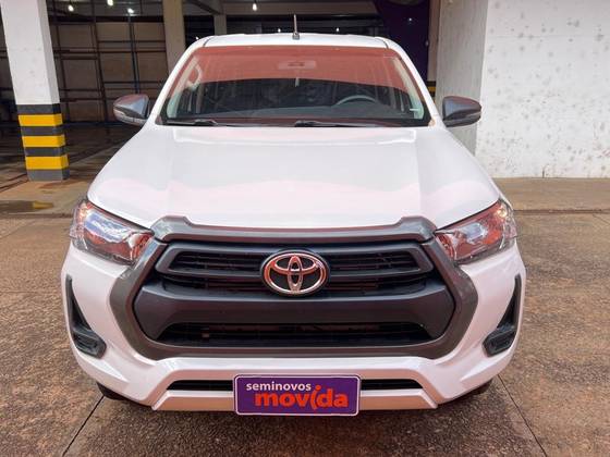 TOYOTA HILUX 2.8 D-4D TURBO DIESEL CD POWER PACK 4X4 AUTOMÁTICO