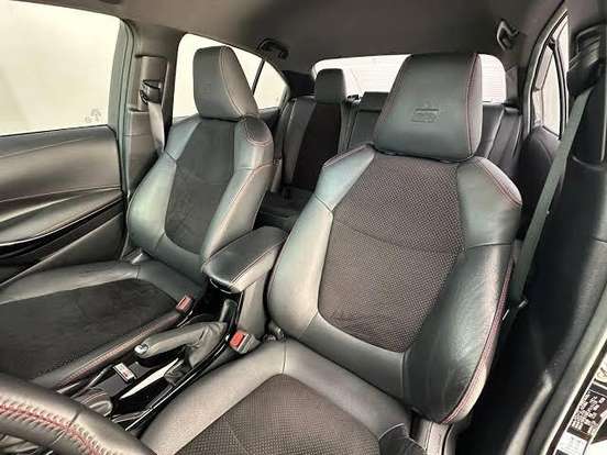 TOYOTA-COROLLA-2023