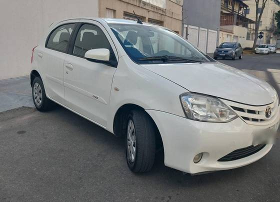 TOYOTA ETIOS 1.5 XS 16V FLEX 4P MANUAL