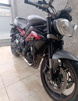 TRIUMPH-STREET TRIPLE 675 ABS TRIUMPH-STREET TRIPLE 675 ABS-2015