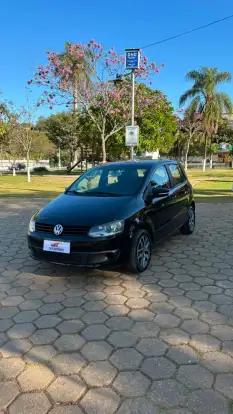 VOLKSWAGEN-FOX-2012