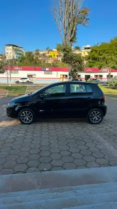 VOLKSWAGEN-FOX-2012