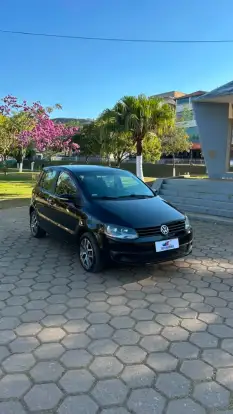 VOLKSWAGEN-FOX-2012