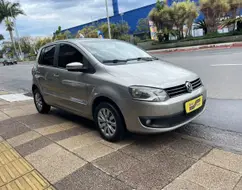 VOLKSWAGEN FOX 1.6 MI 8V FLEX 4P MANUAL VOLKSWAGEN FOX 1.6 MI 8V FLEX 4P MANUAL