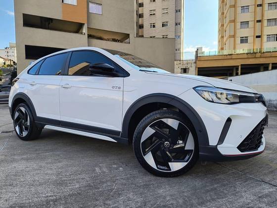 VOLKSWAGEN NIVUS 1.4 250 TSI TOTAL FLEX GTS AUTOMÁTICO