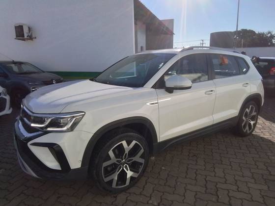 VOLKSWAGEN TAOS 1.4 250 TSI TOTAL FLEX HIGHLINE AUTOMÁTICO