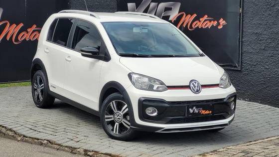 VOLKSWAGEN UP 1.0 170 TSI TOTAL FLEX XTREME 4P MANUAL