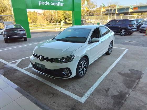 VOLKSWAGEN VIRTUS 1.0 200 TSI HIGHLINE AUTOMÁTICO