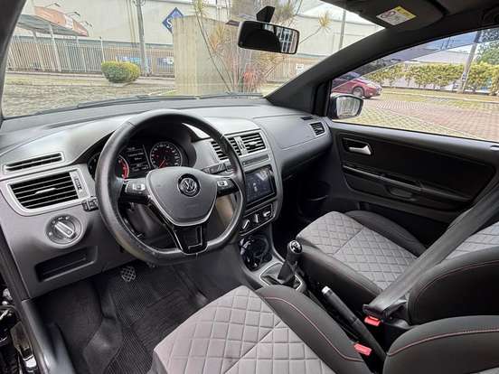 VOLKSWAGEN-FOX-1.6 MSI TOTAL FLEX XTREME 4P MANUAL VOLKSWAGEN-FOX-2021