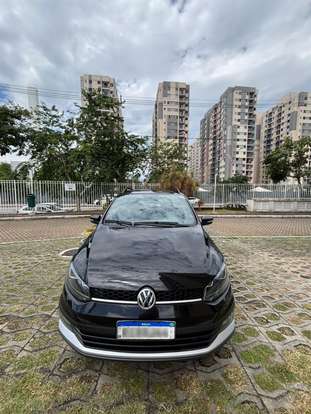 VOLKSWAGEN-FOX-2021