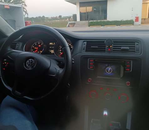 VOLKSWAGEN-JETTA-1.4 16V TSI TRENDLINE GASOLINA 4P TIPTRONIC VOLKSWAGEN-JETTA-2016