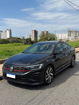 VOLKSWAGEN JETTA 2.0 350 TSI GASOLINA GLI DSG