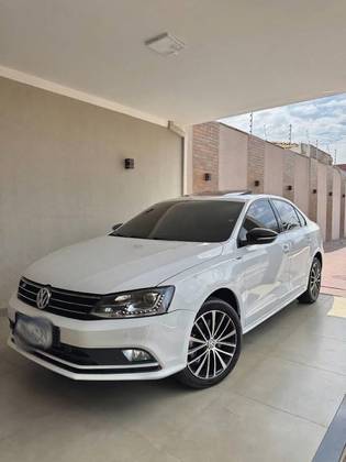 VOLKSWAGEN JETTA 2.0 TSI HIGHLINE 211CV GASOLINA 4P TIPTRONIC