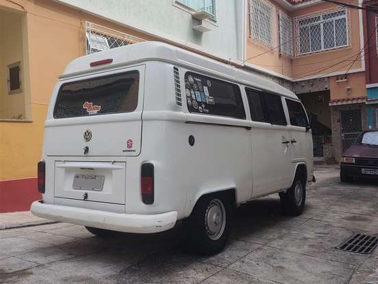 VOLKSWAGEN-KOMBI-1.4 MI STD 8V FLEX 4P MANUAL VOLKSWAGEN-KOMBI-2009