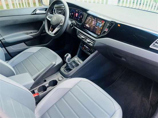 VOLKSWAGEN-NIVUS-1.0 200 TSI TOTAL FLEX HIGHLINE AUTOMÁTICO VOLKSWAGEN-NIVUS-2022