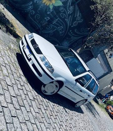 Volkswagen Parati 1.8 MI Tour 8V Gasolina 4P Manual G.III