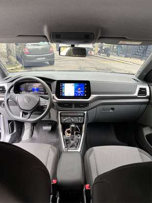 VOLKSWAGEN-T-CROSS-2024
