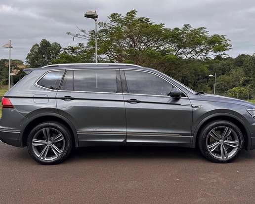 VOLKSWAGEN-TIGUAN-2019