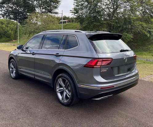 VOLKSWAGEN-TIGUAN-2019