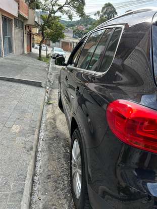 VOLKSWAGEN-TIGUAN-2.0 TSI 16V TURBO GASOLINA 4P TIPTRONIC VOLKSWAGEN-TIGUAN-2012