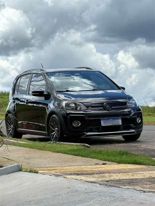 VOLKSWAGEN-UP-2021